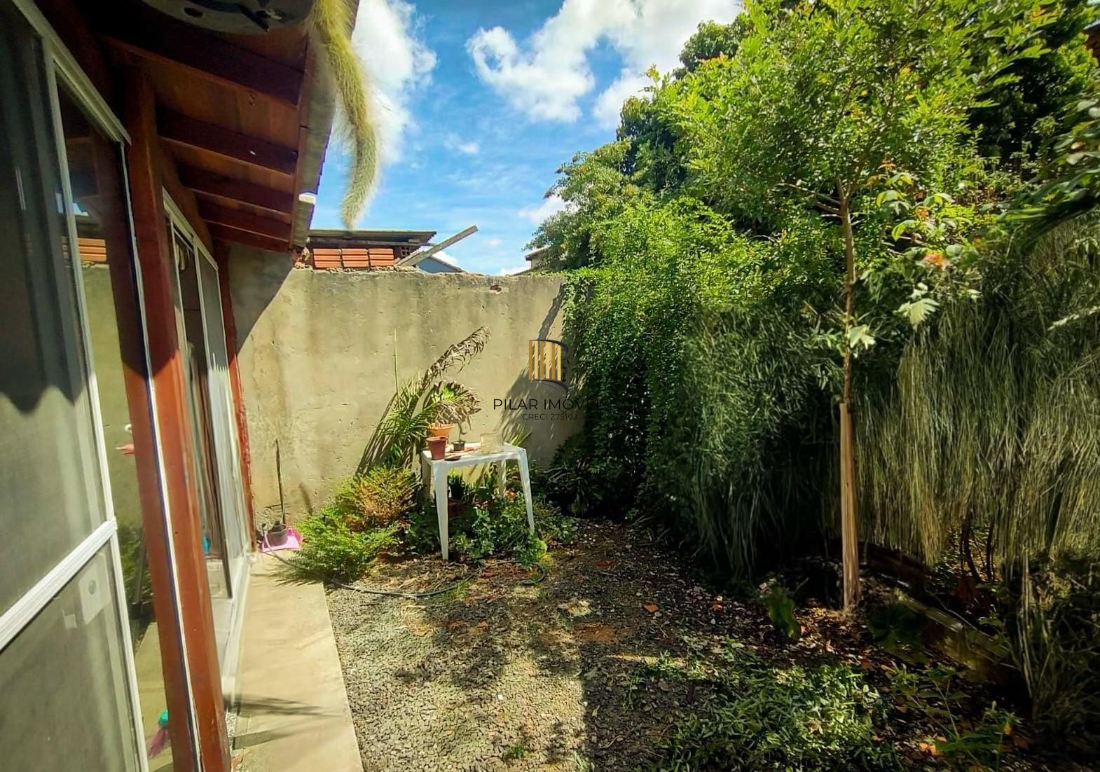 Casa de Condomínio 2 dormitórios no bairro Stella Maris