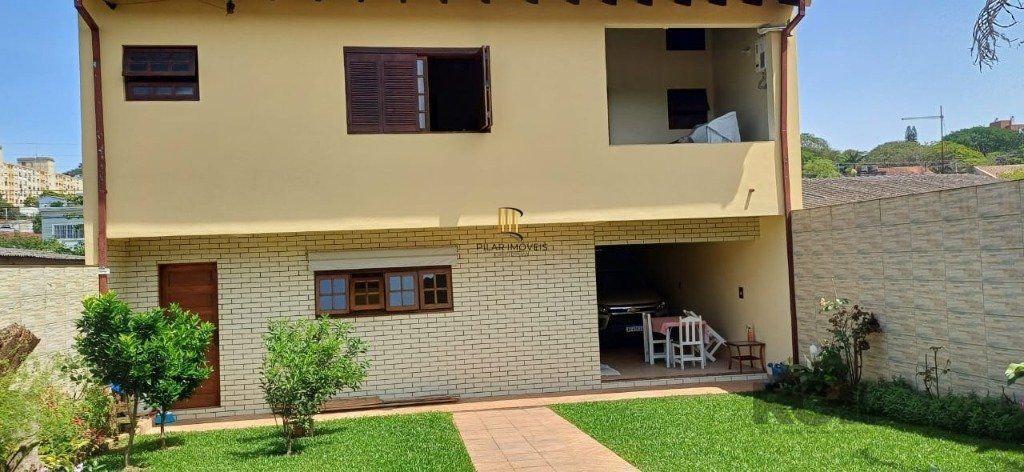 Casa 3 dormitórios no bairro Jardim Sabará