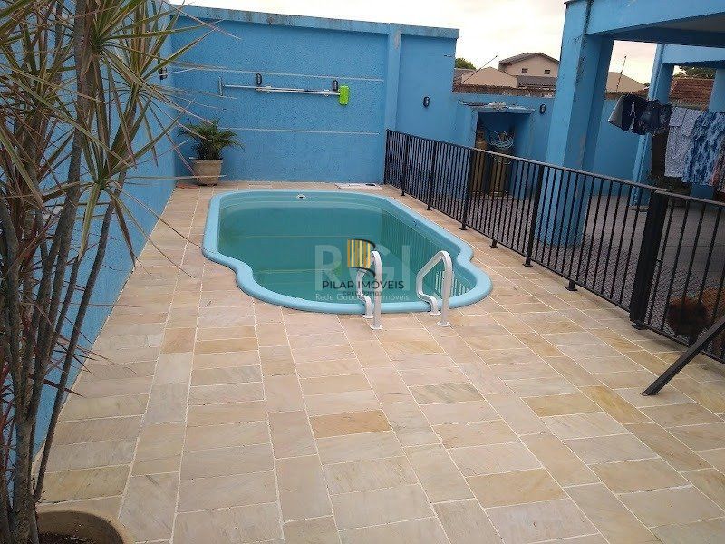 Casa 5 dormitórios no bairro Centro