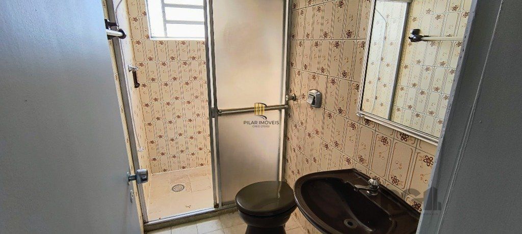 Vendo apartamento 01 dormitório no Bairro Centro Histórico de Porto Alegre.