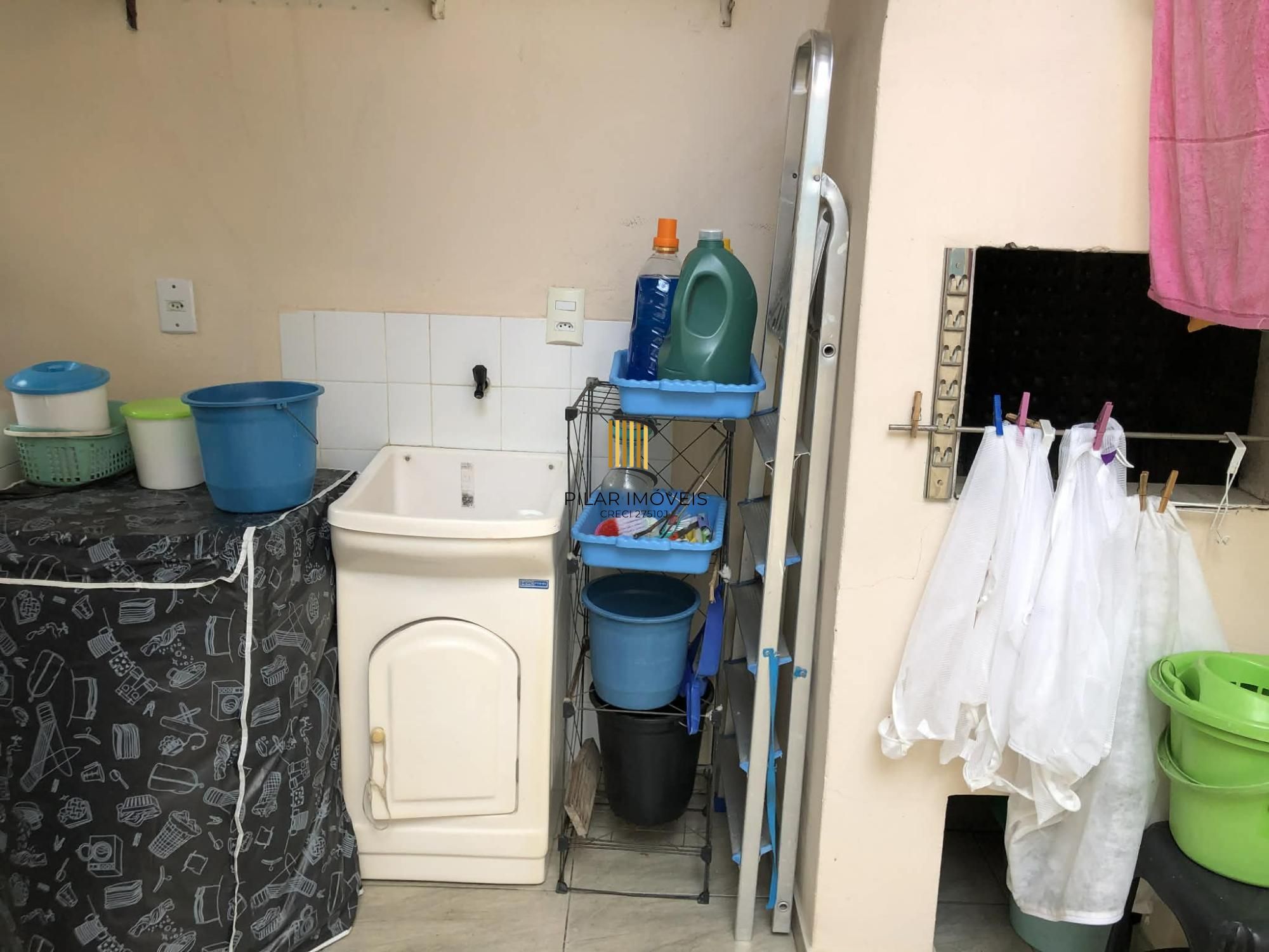 casa sobrado com lojas