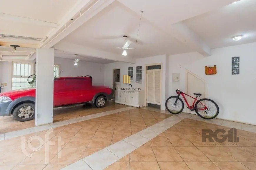 Casa 4 dormitórios no bairro Cristal