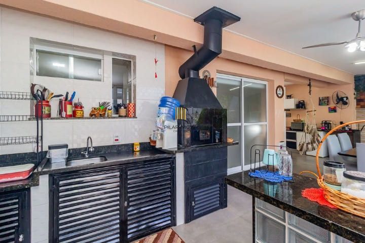 Casa de Condomínio 3 dormitórios no bairro Mário Quintana