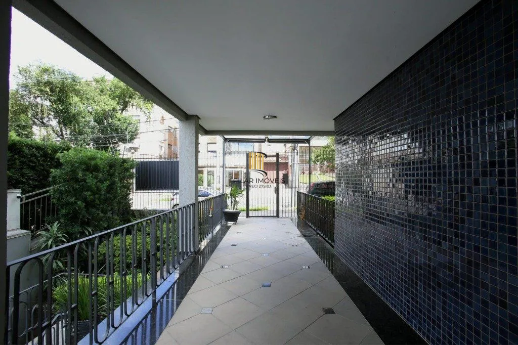 Apartamento, 2 Quartos, 2 Vagas, Bairro Petrópolis