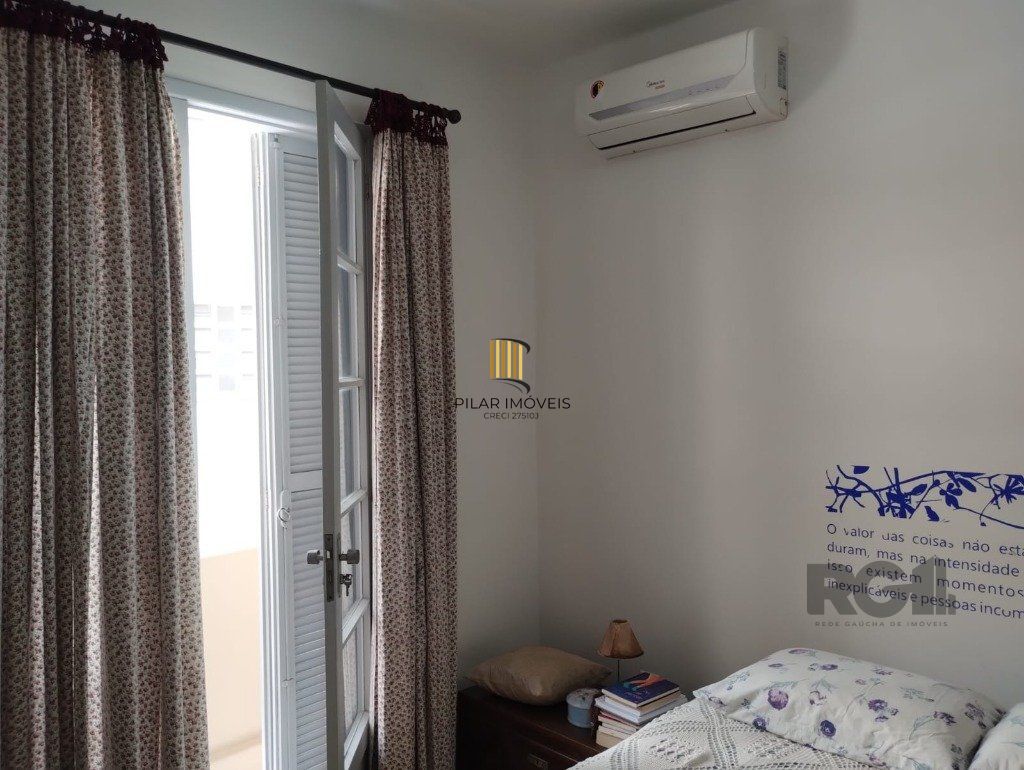 Apartamento 2 dormitórios no bairro Floresta
