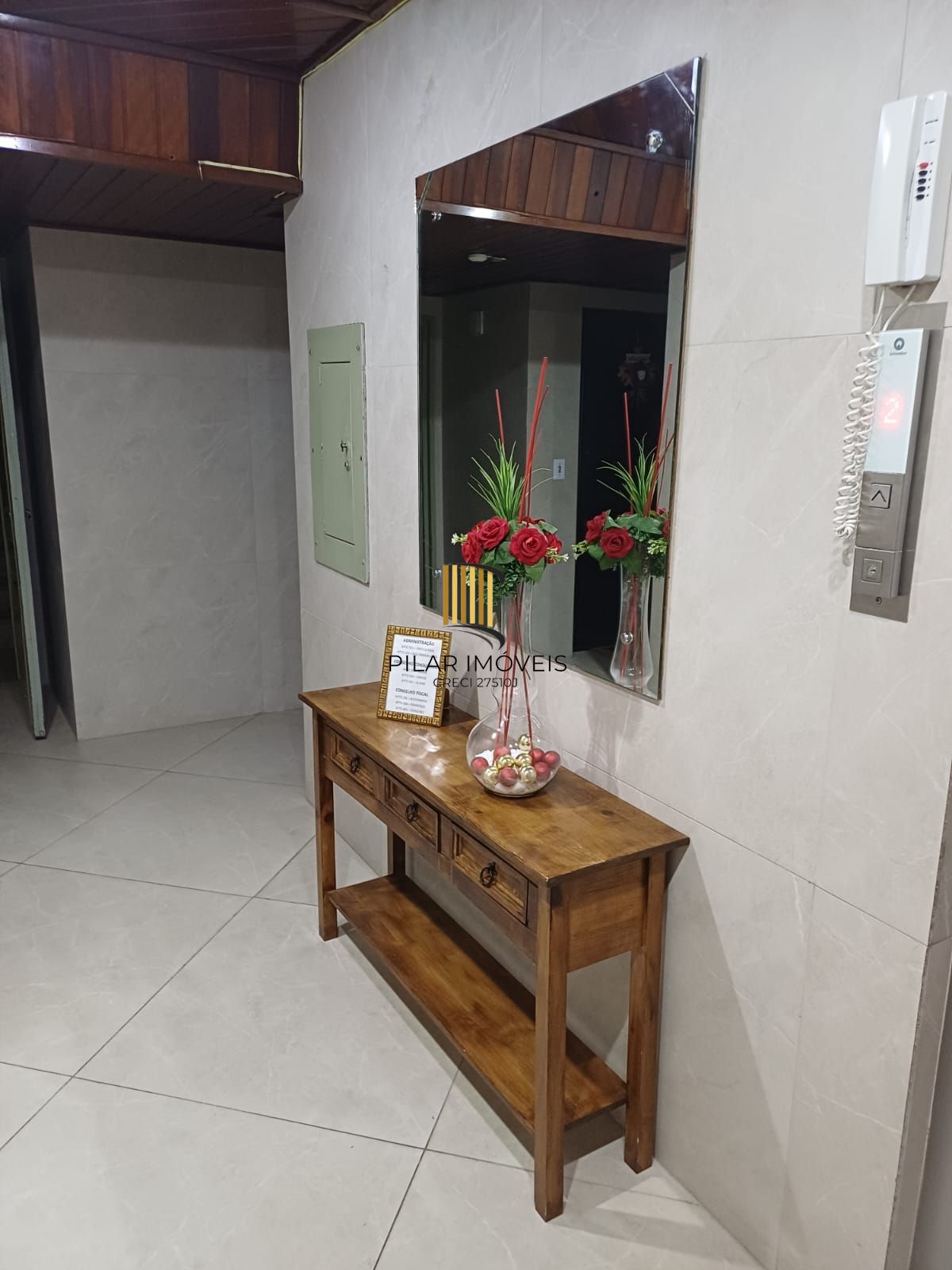 Apartamento 2 dormitórios no bairro Jardim Sabará