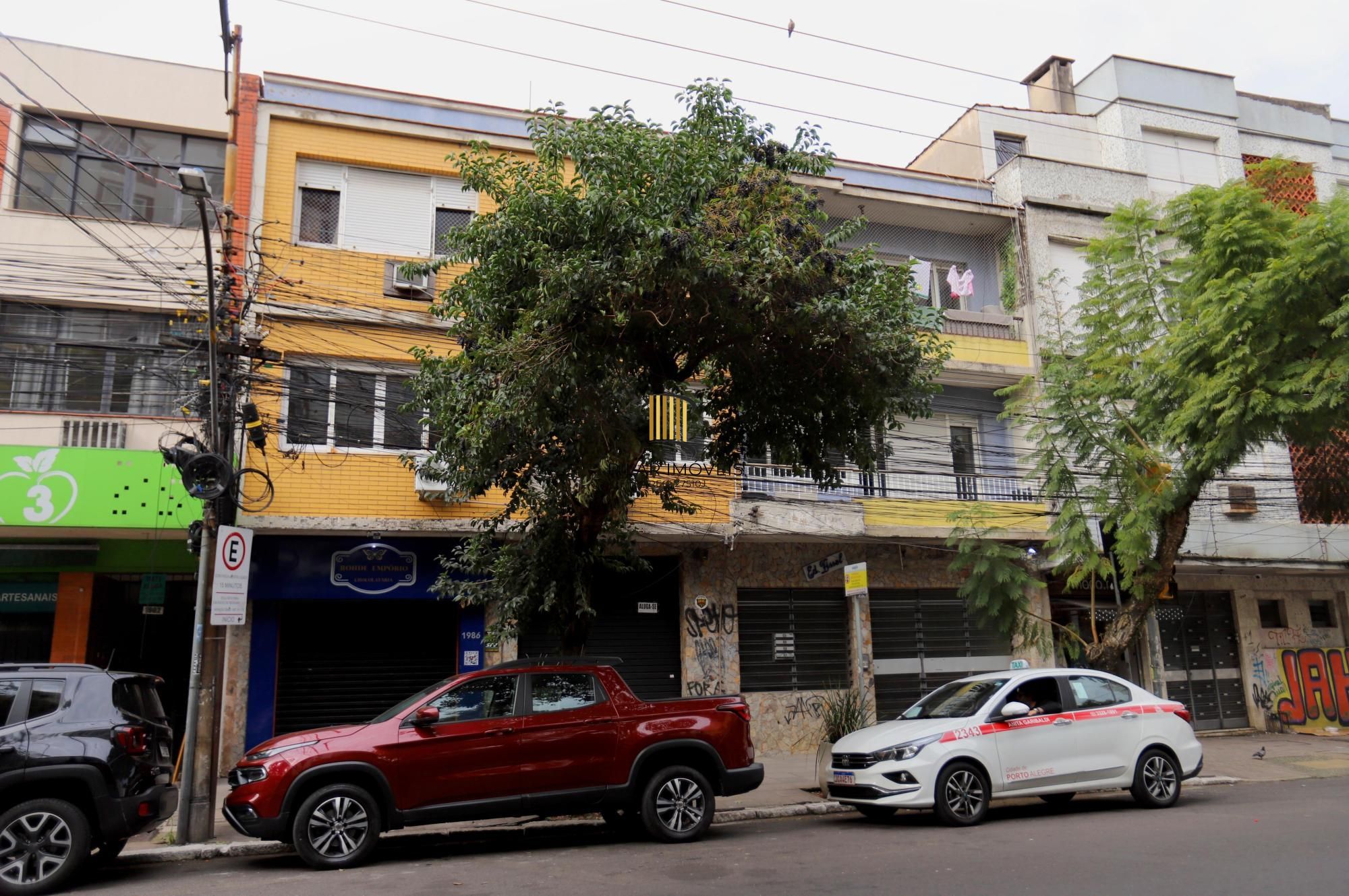 Apartamento 5 dormitórios no bairro Bom Fim