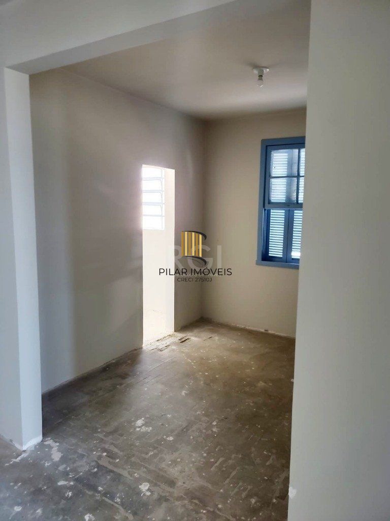 Casa comercial no 4 distrito