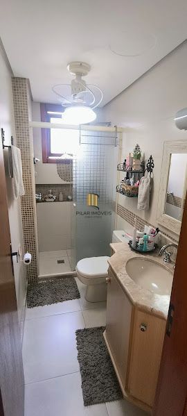 Apartamento 02 dormitórios no Menino Deus