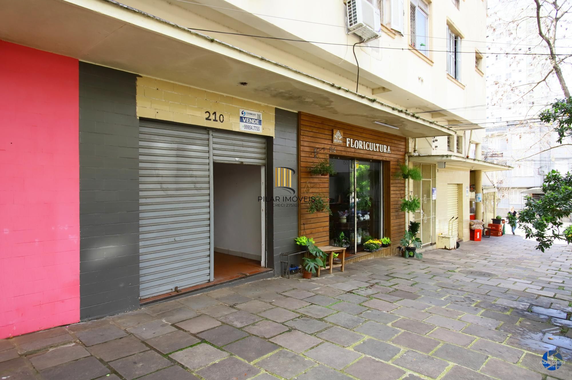 LOJA NO CORAÇÃO DO BAIRRO PETÓPOLIS - Pilar Imóveis