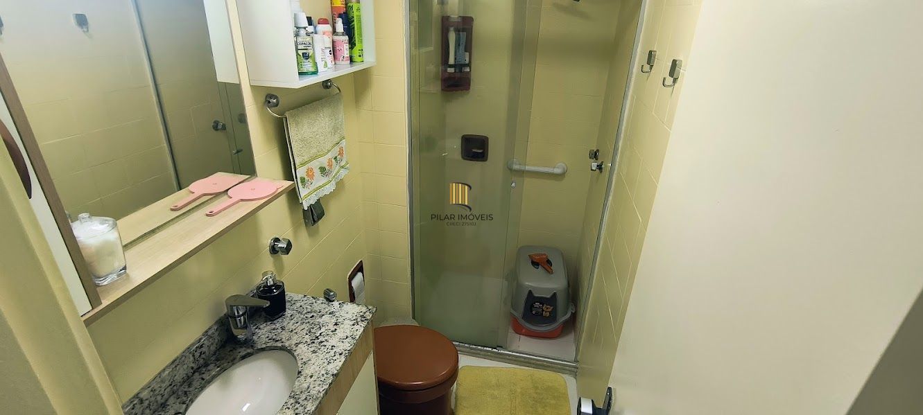 Apartamento, 1 Dormitório, com garagem, Bairro Menino Deus