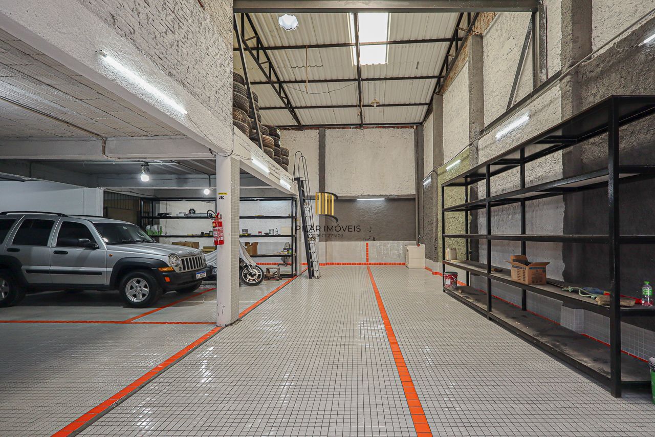 Pavilhao Comercial, Locação / Venda, 596 m², Bairro Partenon, Porto Alegre