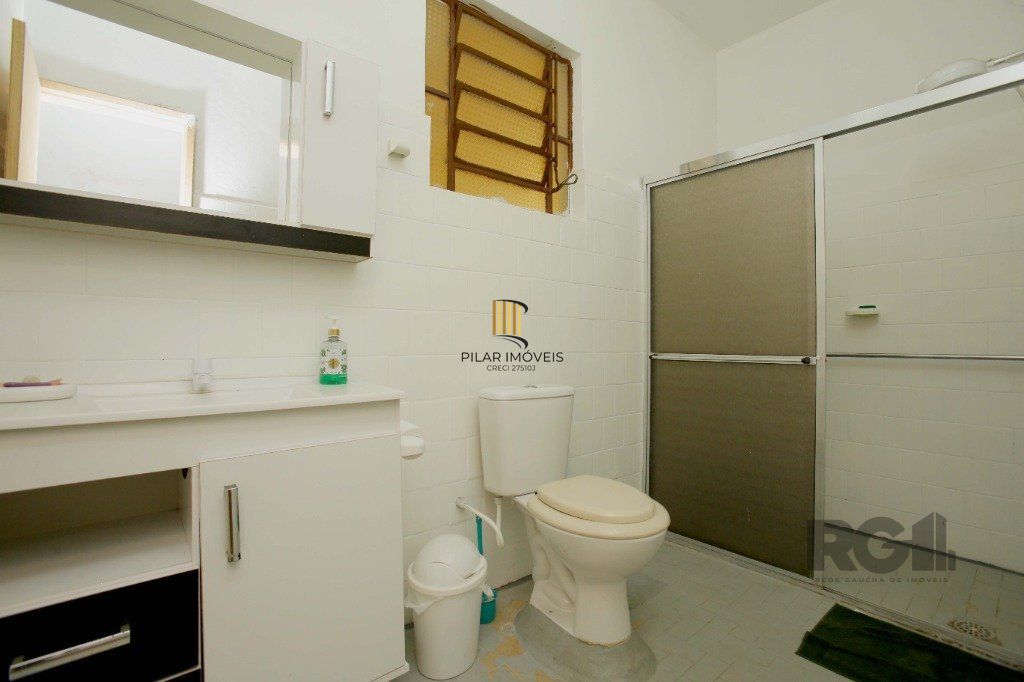 Casa 4 Dormitório(s) Bairro Sarandi