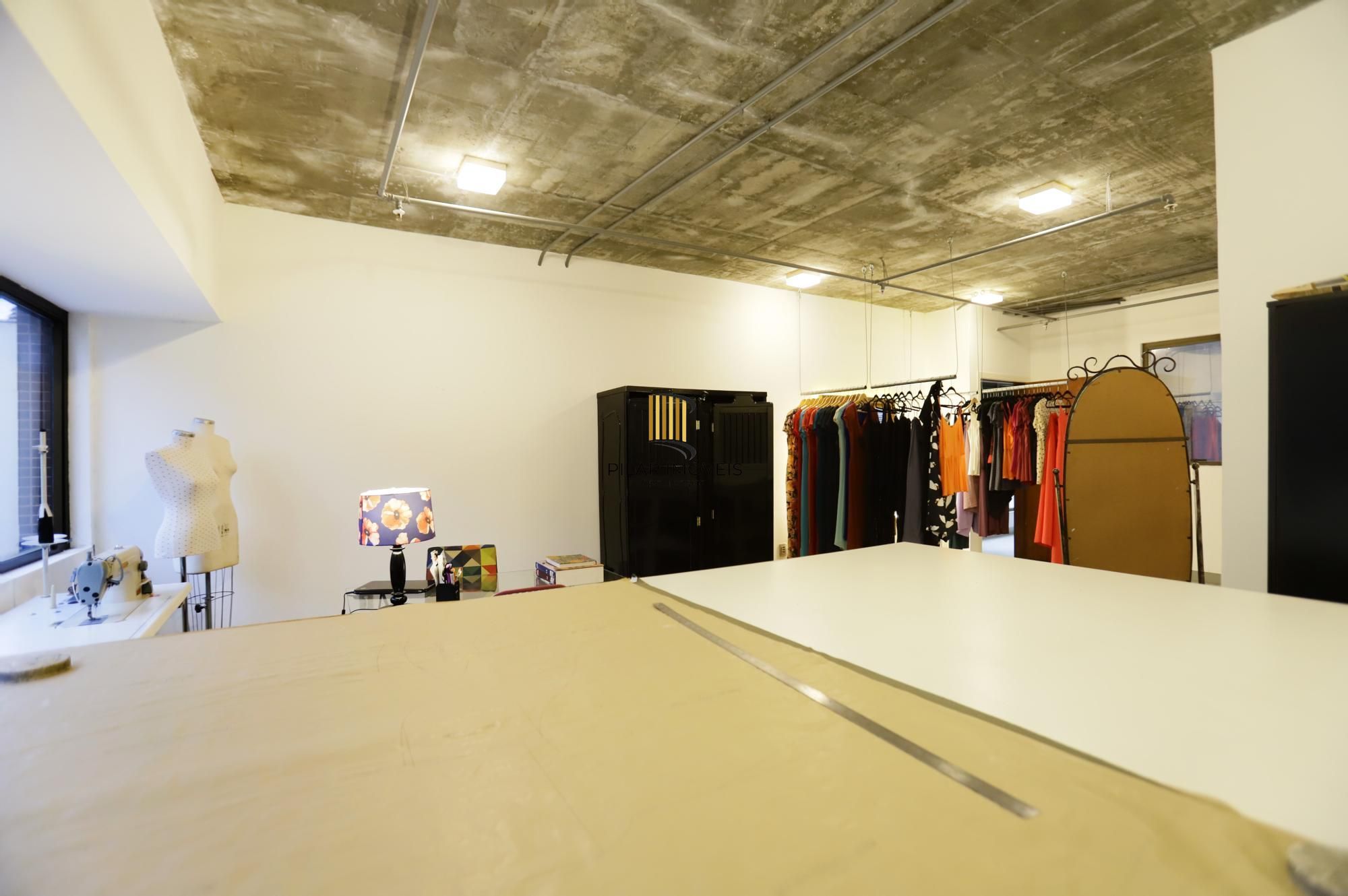 Sala Comercial 1 dormitório no bairro Bom Fim