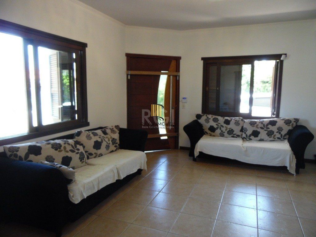 Casa para Venda - 410m², 5 dormitórios, sendo 5 suites, 5 vagas - Centro