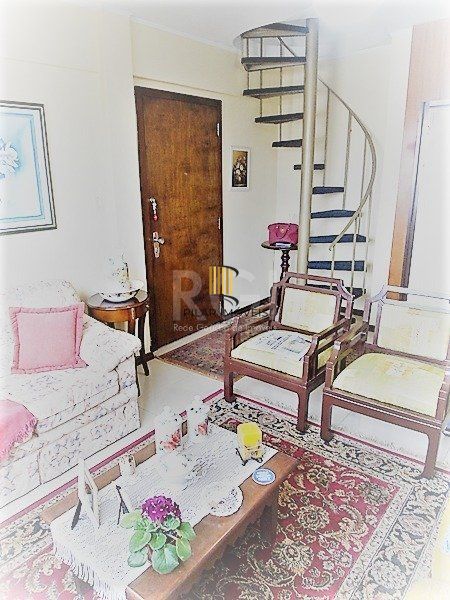 Cobertura para Venda - 166m², 3 dormitórios, sendo 1 suites, 1 vaga - Menino Deus