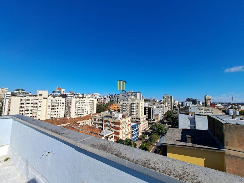 Vendo excelente cobertura com vista cinematografia, no Bairro Floresta.
