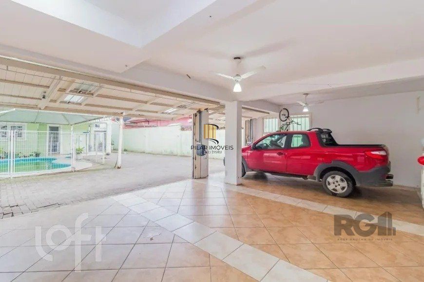 Casa 4 dormitórios no bairro Cristal