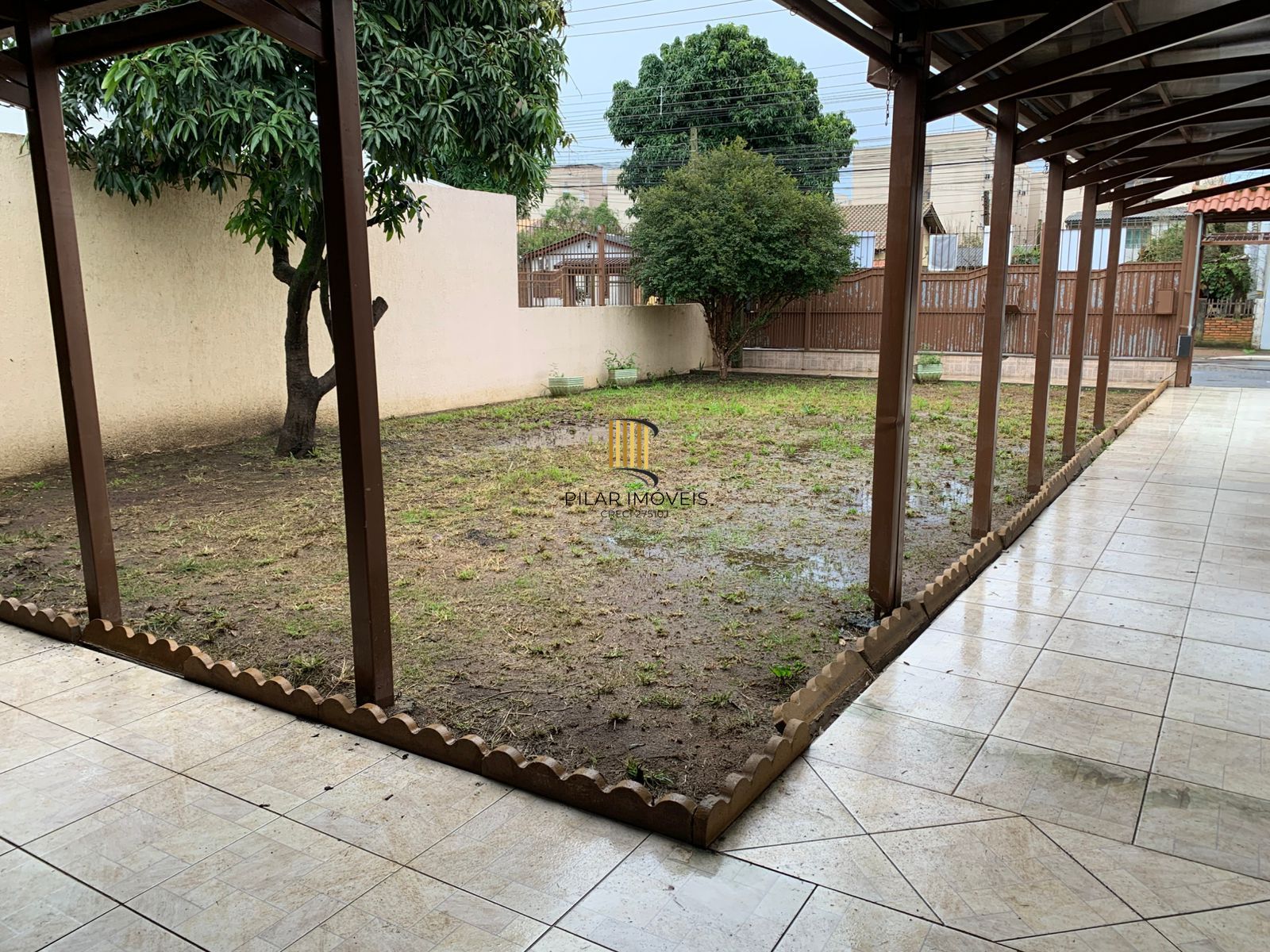 Casa para Venda - 55m², 3 dormitórios, 2 vagas - Rio Branco