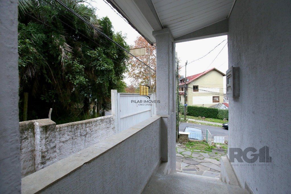 Casa 2 dormitórios no bairro Chácara das Pedras