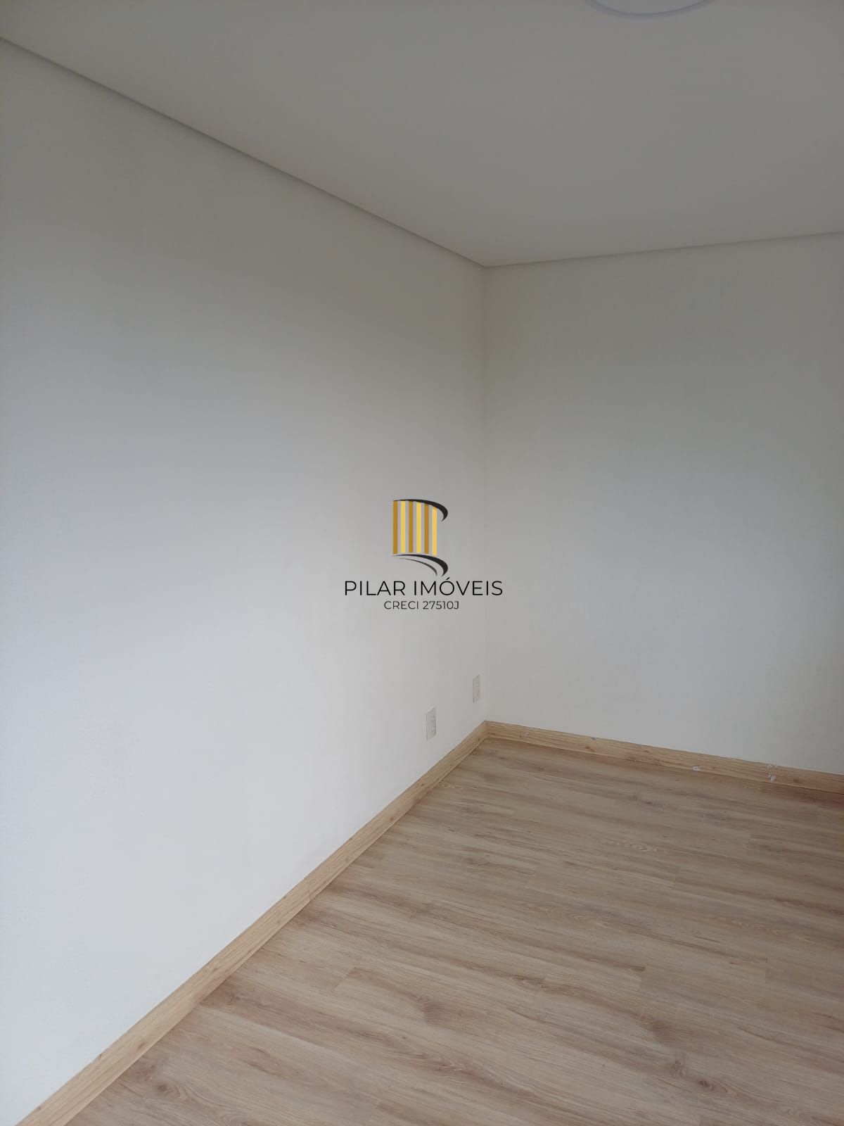 Apartamento 2 dormitórios no bairro Jardim Sabará