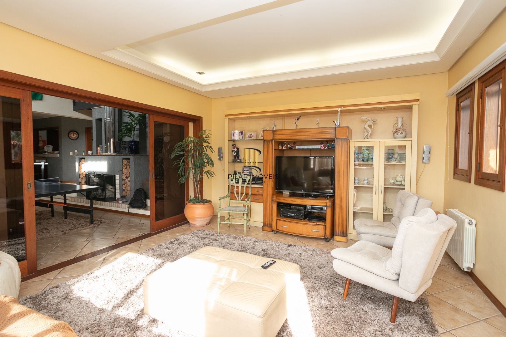 Casa mobiliada em condomínio