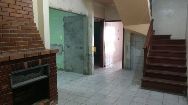 Casa para Venda - 180m², 3 dormitórios, Centro