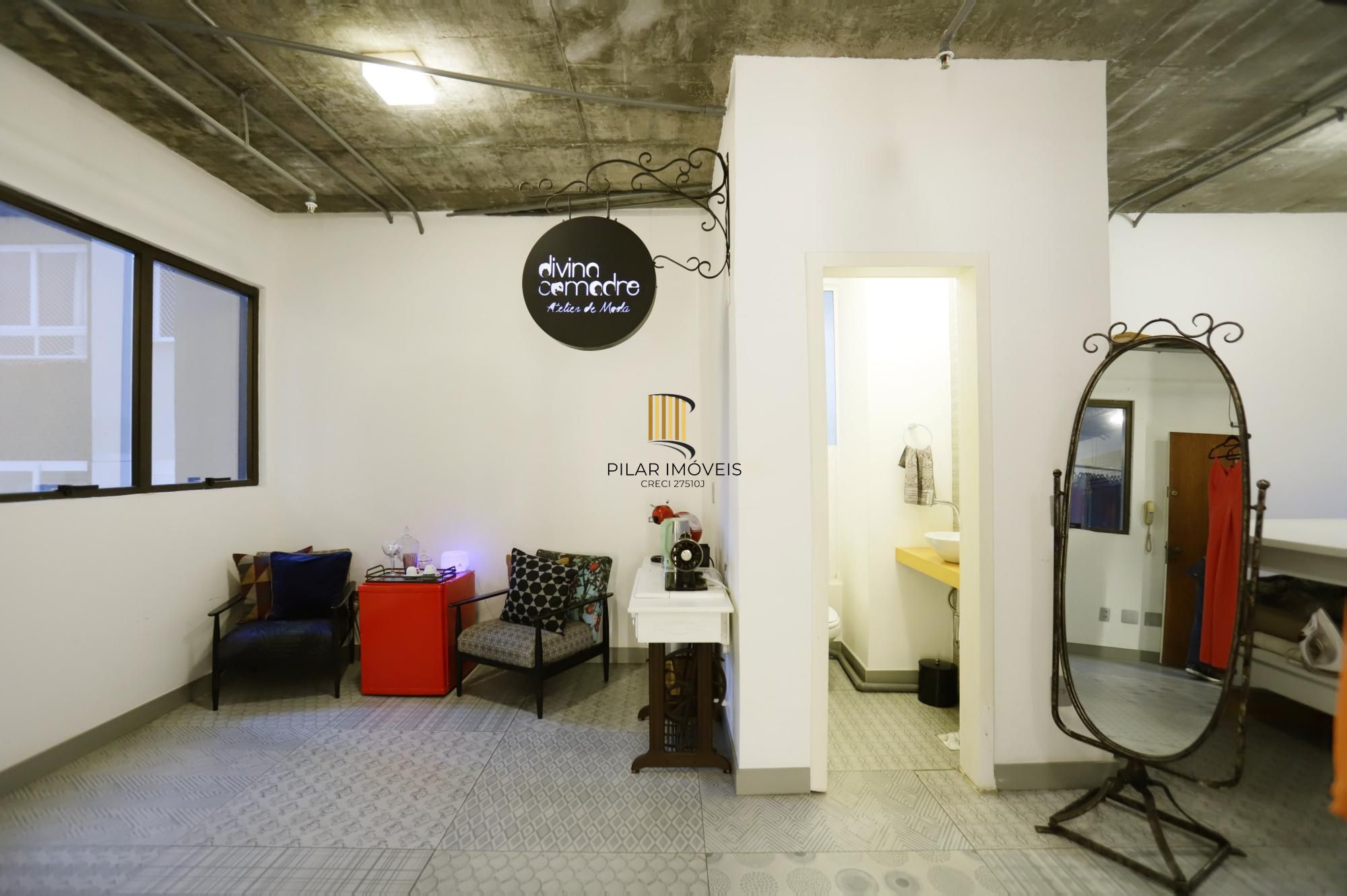 Sala Comercial 1 dormitório no bairro Bom Fim