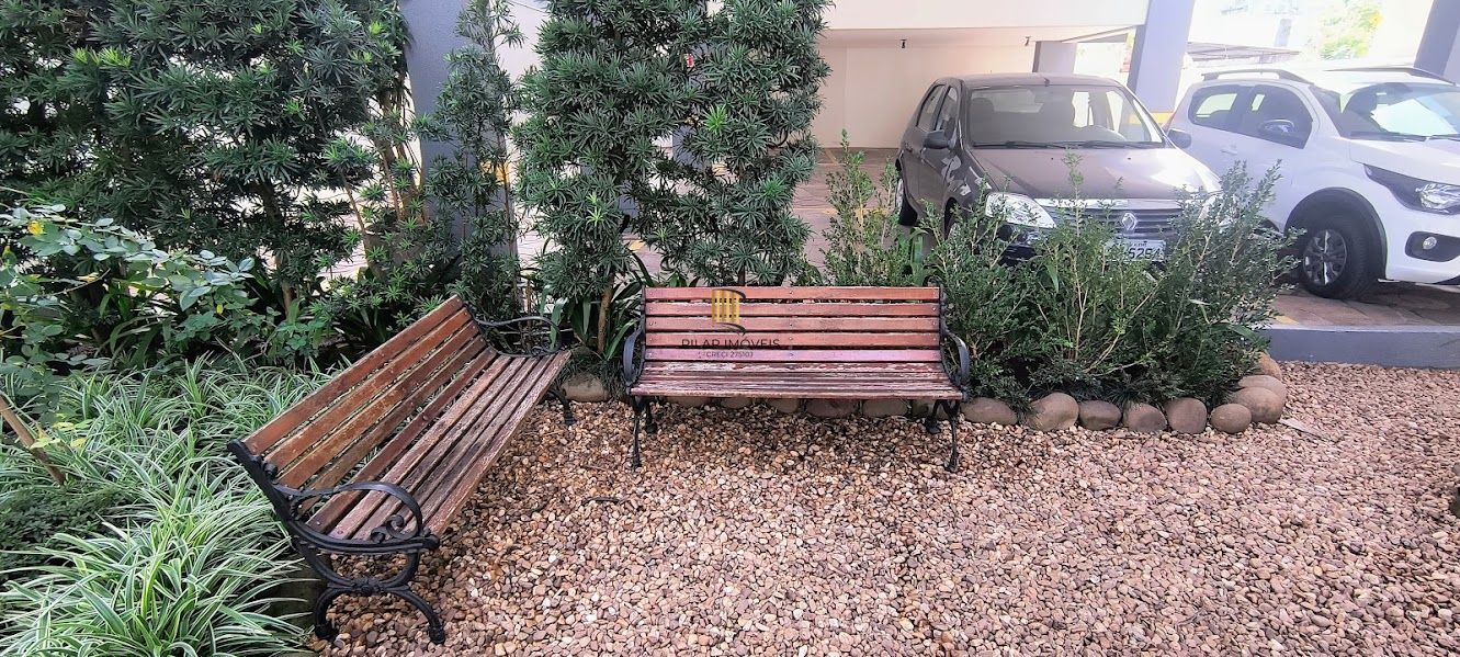 Apartamento 02 dormitórios no Menino Deus