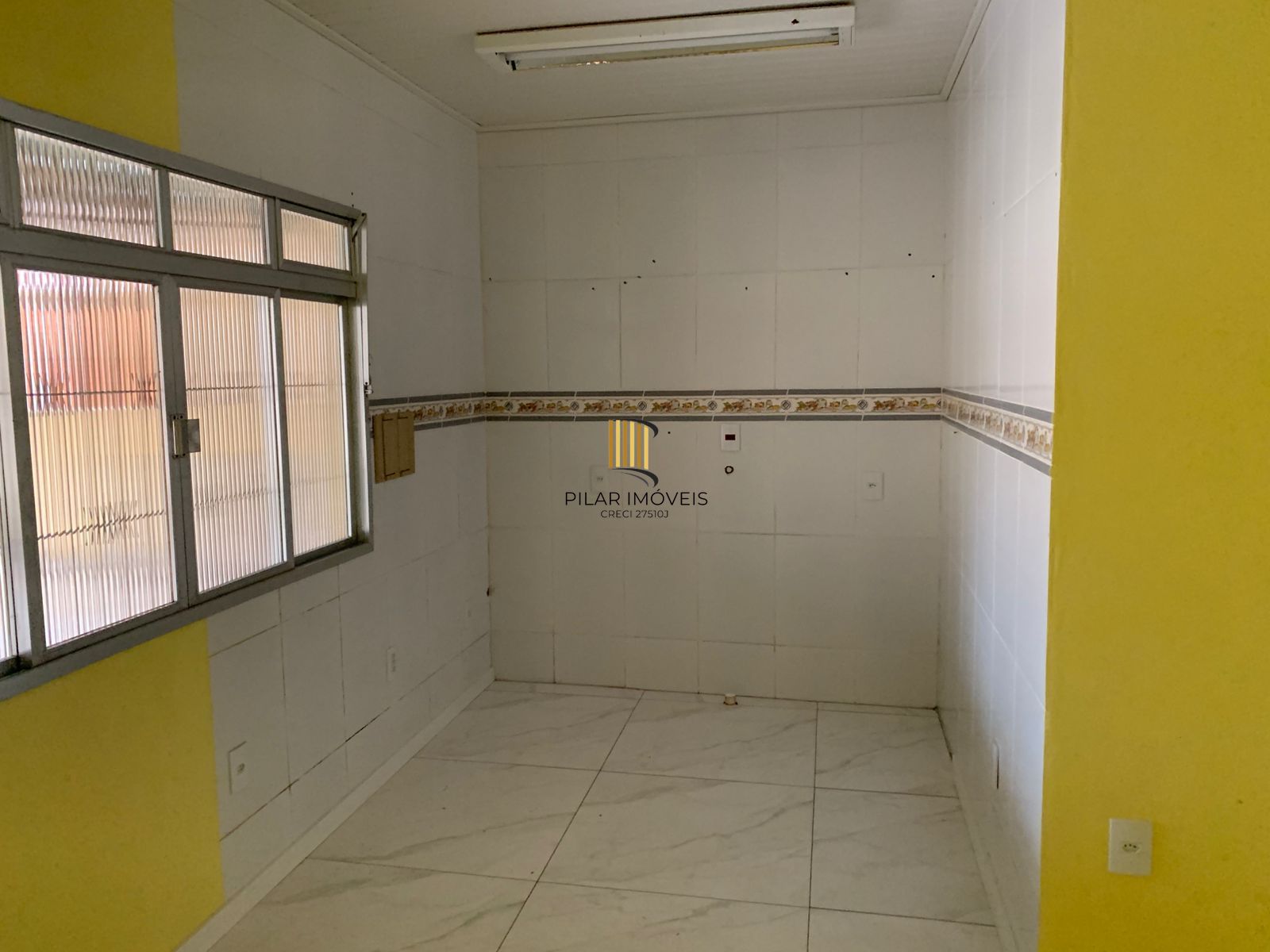 Casa para Venda - 55m², 3 dormitórios, 2 vagas - Rio Branco