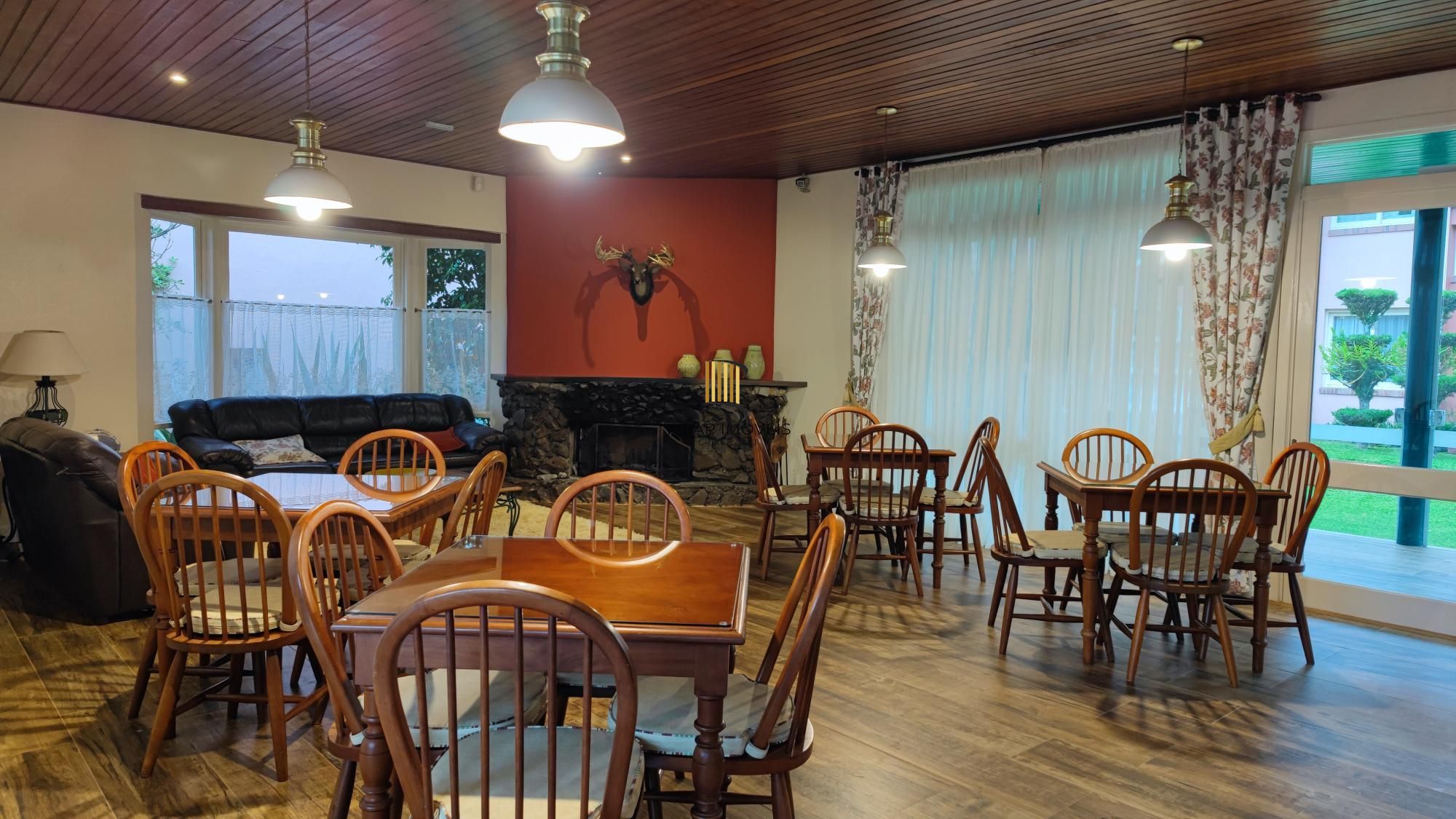 APARTAMENTO A 1000 METROS DO LAGO NEGRO GRAMADO RS