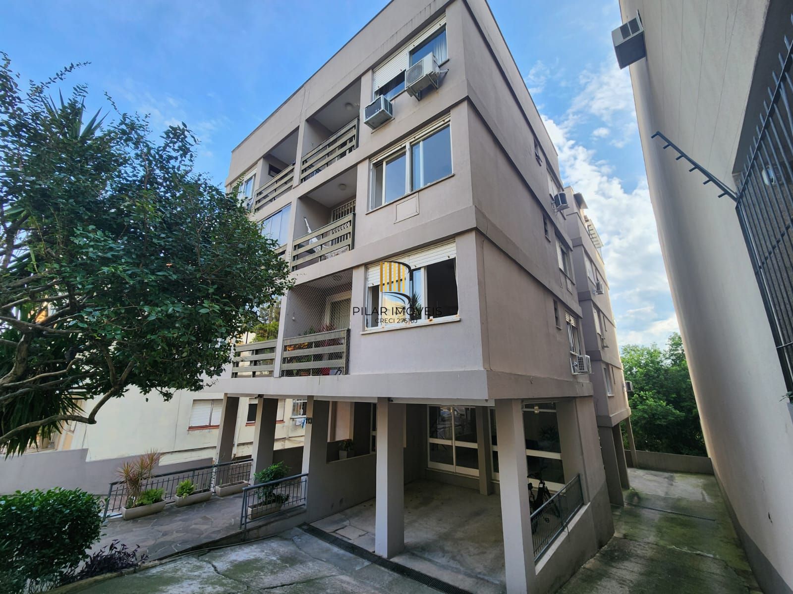 Apartamento de 02 dormitórios, Bairro Auxiliadora