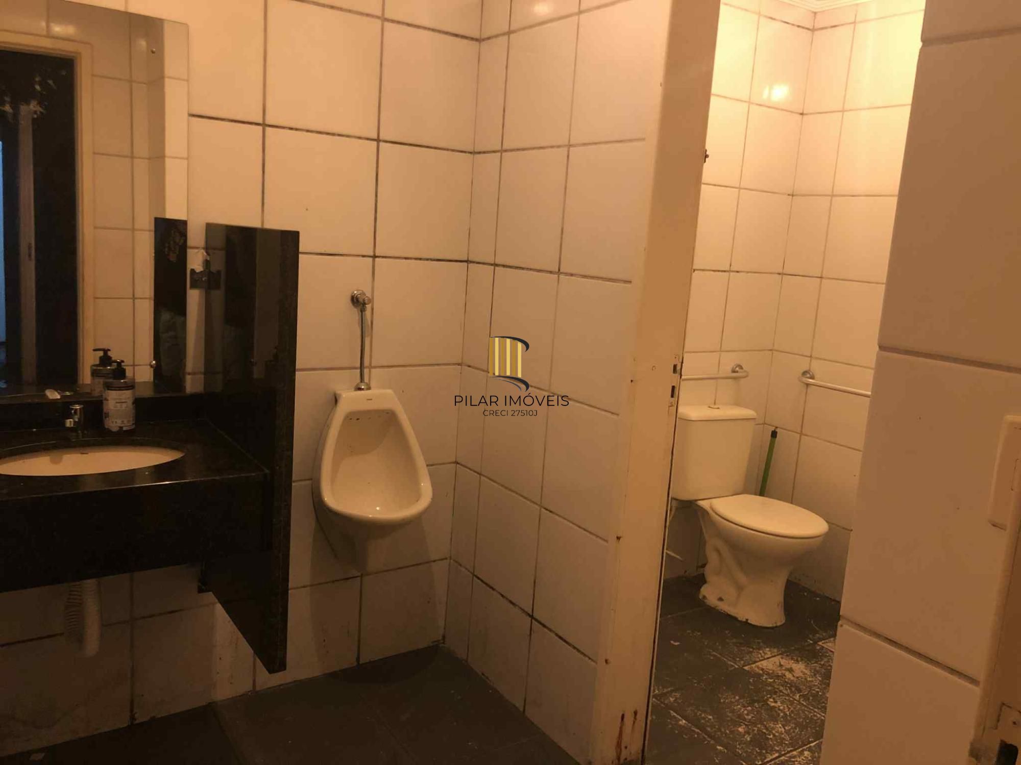 predio de esquina com mais de 240mts, antiga VIPCLUB