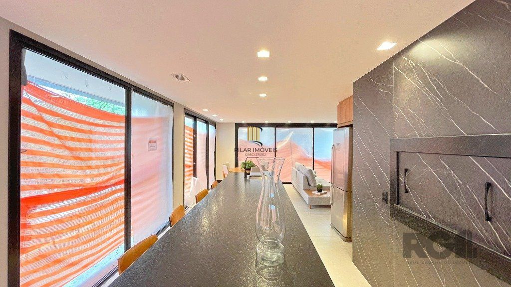Apartamento 3 dormitórios no bairro Menino Deus