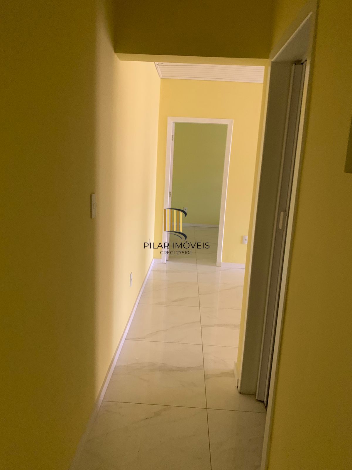 Casa para Venda - 55m², 3 dormitórios, 2 vagas - Rio Branco