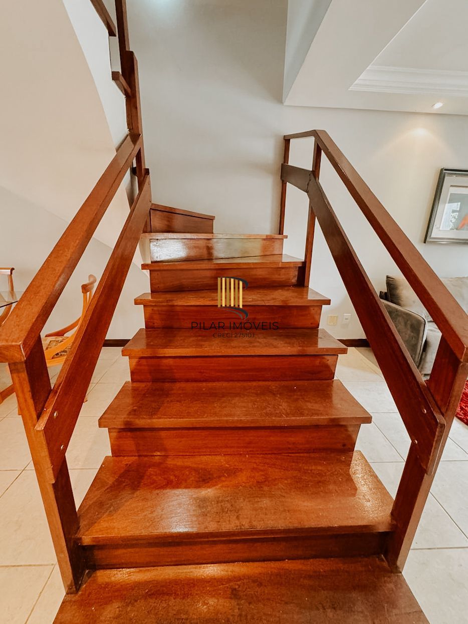 Casa de Condomínio 3 dormitórios no bairro Guarujá