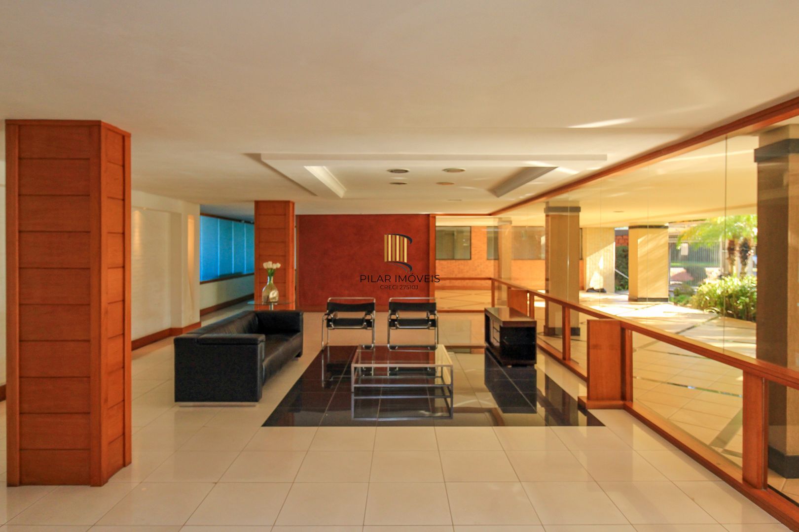 Apartamento alto padrão , 3 suítes, 3 vagas garagem, depósito, bairro Cristal