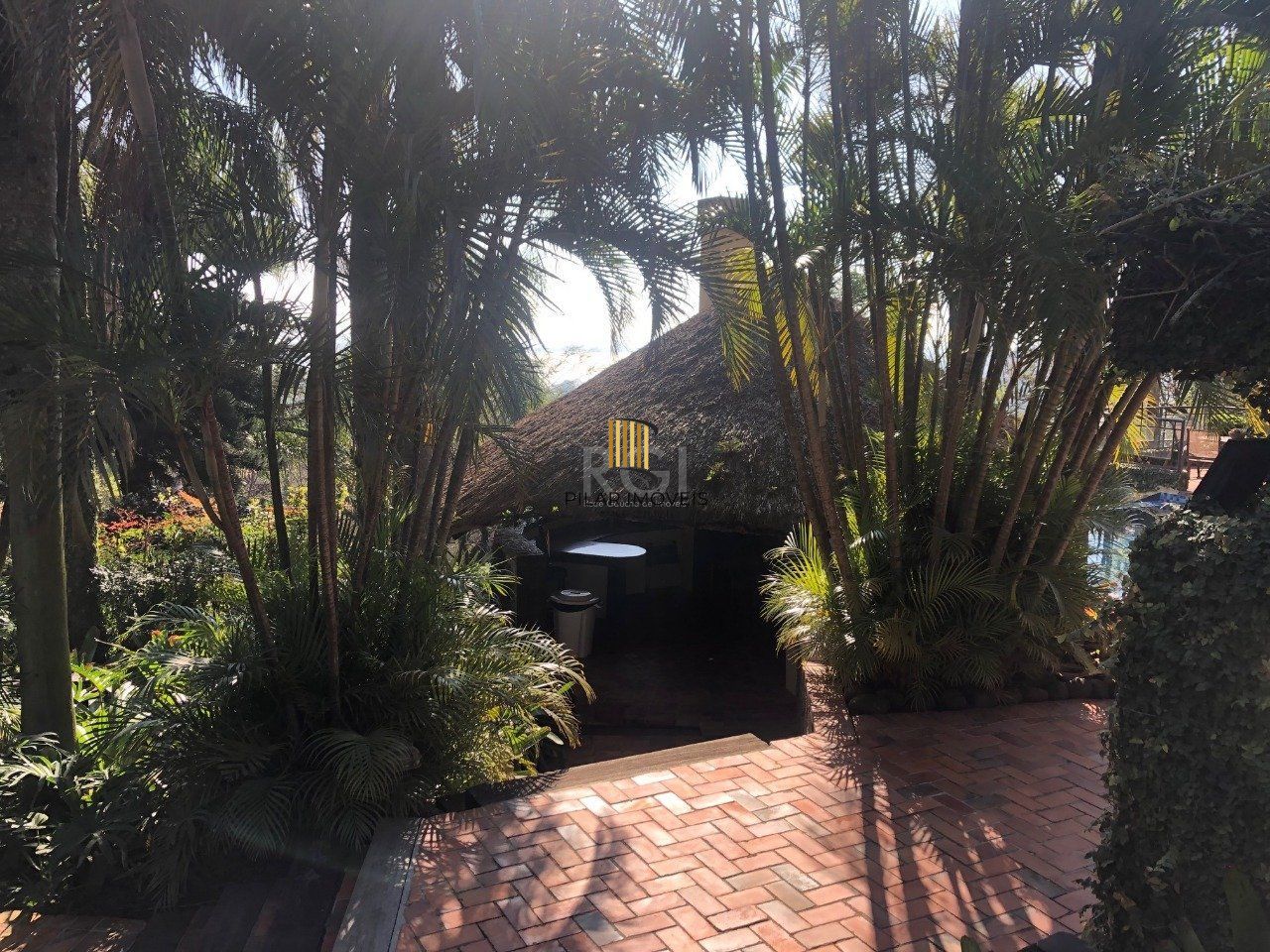 Casa Condominio para Venda - 420m², 3 dormitórios, sendo 3 suites, 2 vagas - Santa Tereza