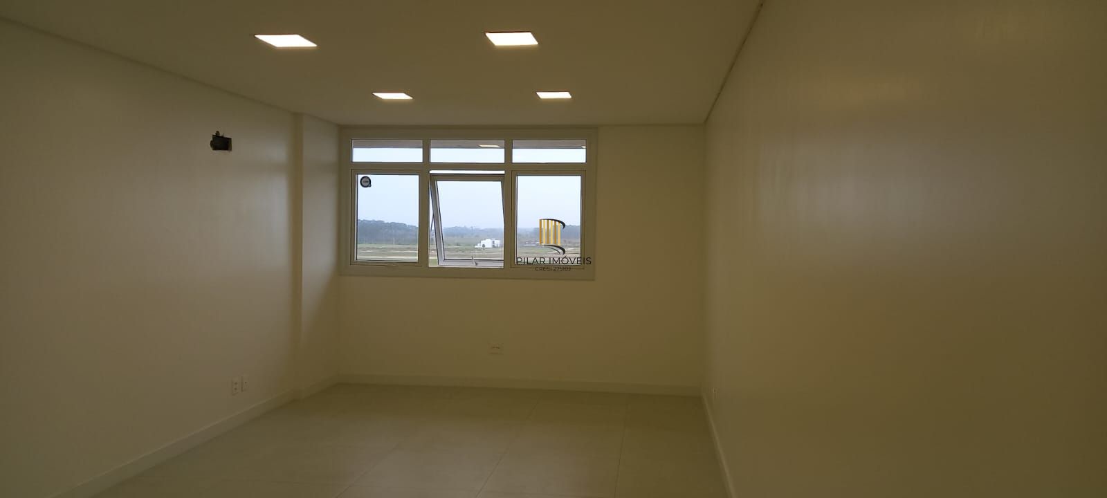Conjunto Comercial 1 dormitório no bairro Maristela