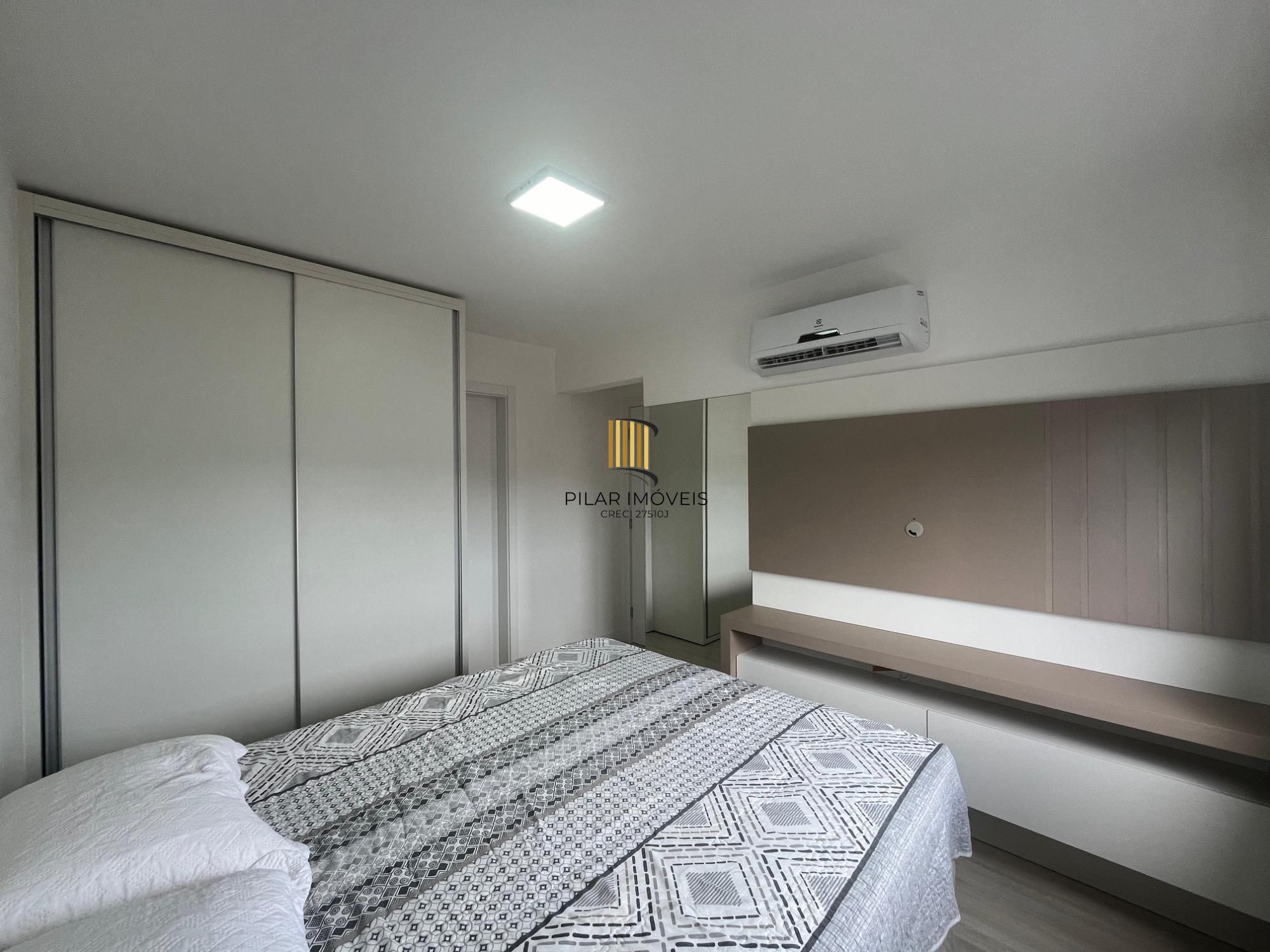 Apartamento 2 dormitórios no bairro Santo Antônio