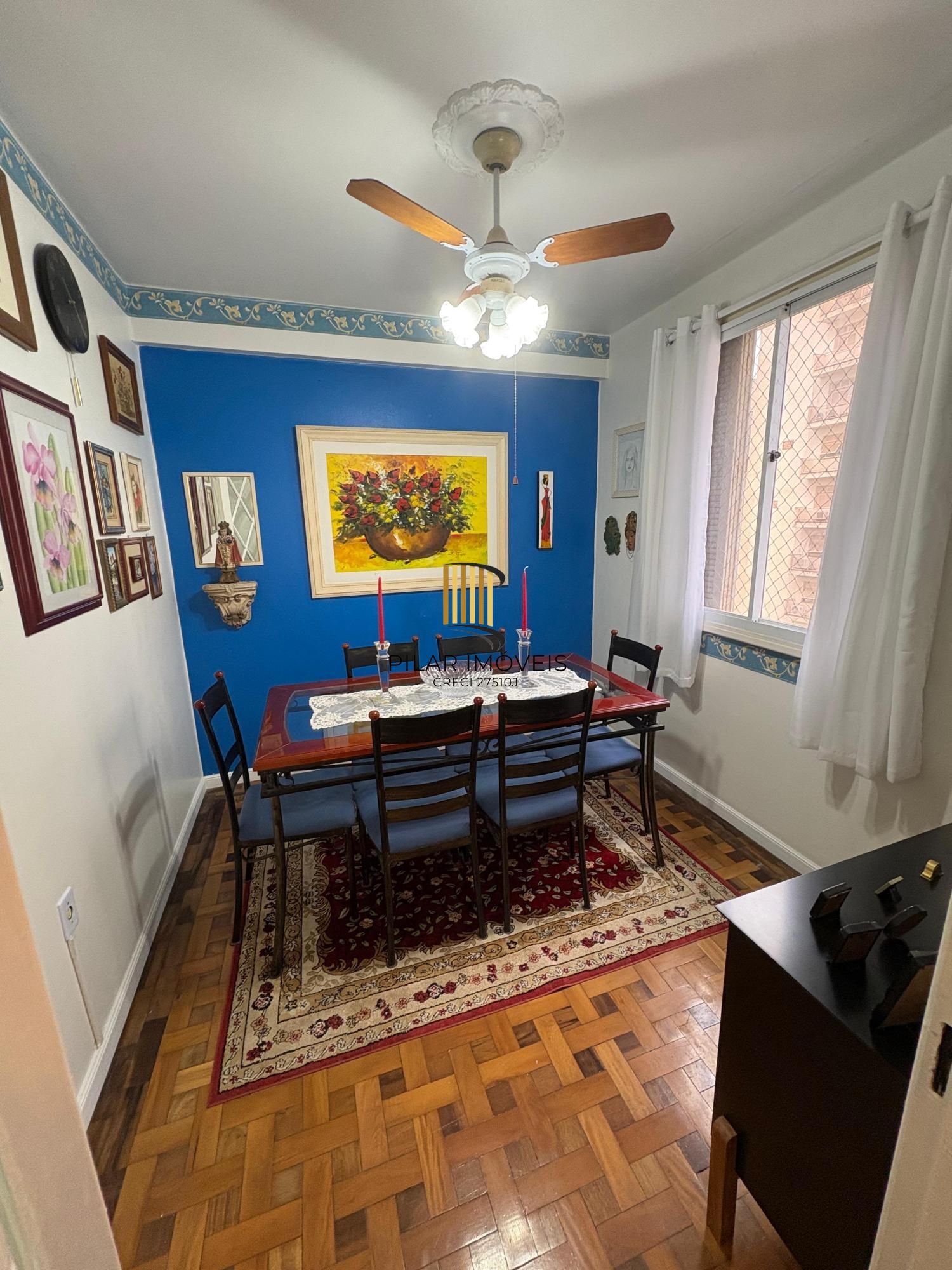 Apartamento com vista para o Guaíba com 4 quartos, portaria e elevador no Centro Histórico