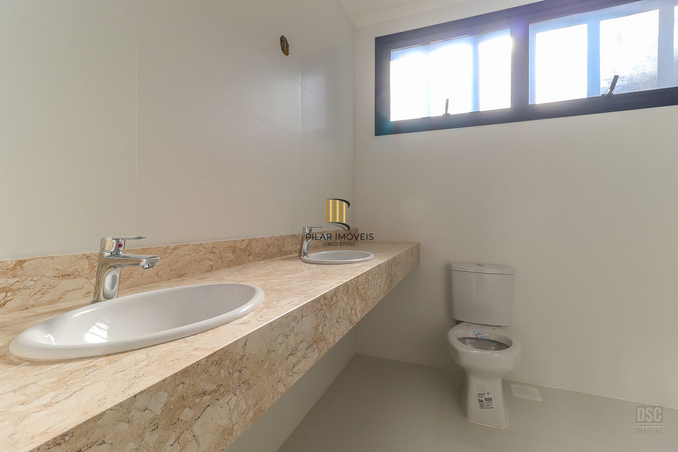 Casa 3 dormitórios no bairro Tristeza