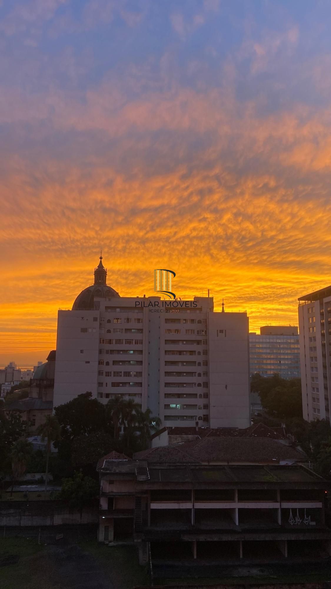 Apartamento com vista para o Guaíba com 4 quartos, portaria e elevador no Centro Histórico