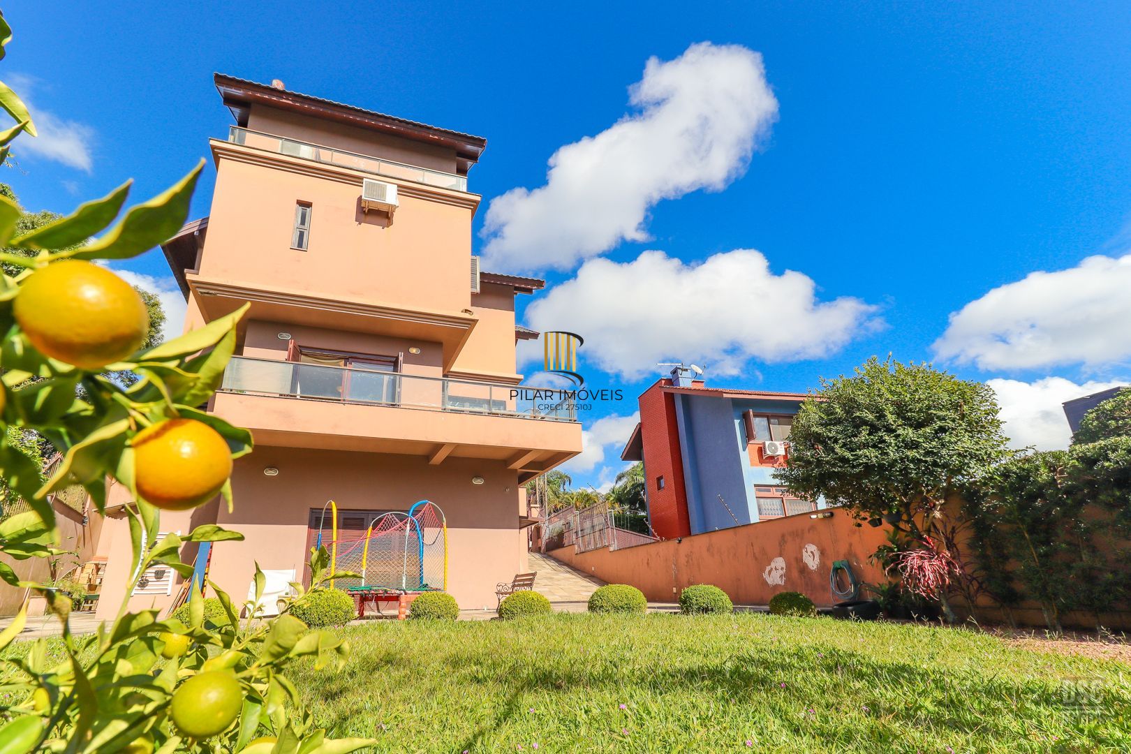 Casa 3 dormitórios no bairro Teresópolis