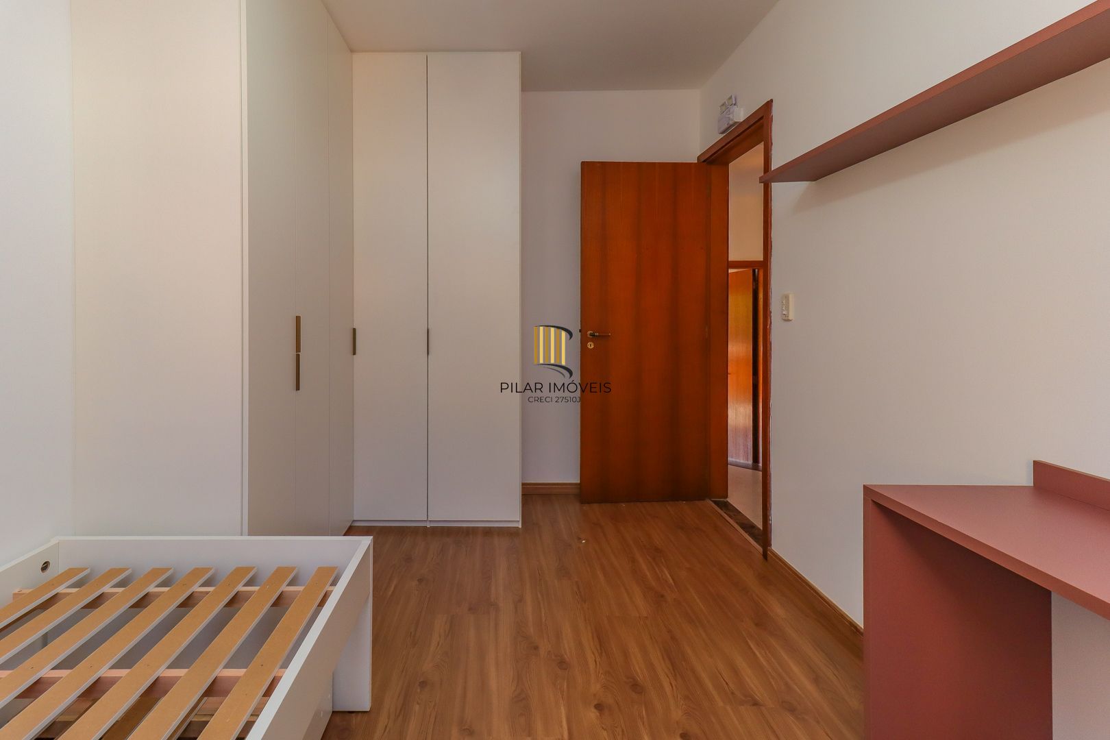 Casa em condomínio 4 dorms a venda na Av. Coronel Marcos,  Pedra Redonda, POA
