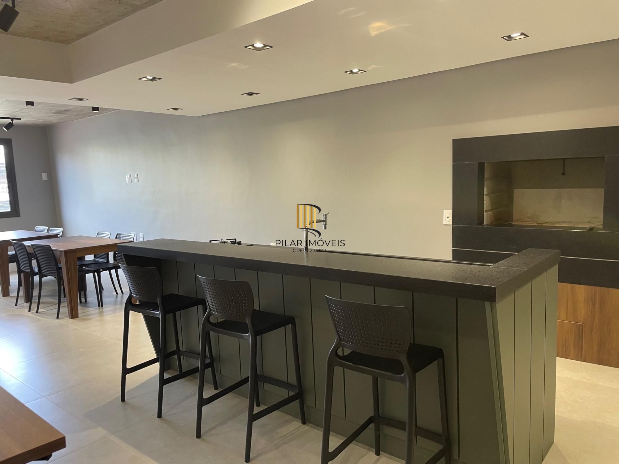 Apartamento 2 dormitórios no bairro Passo da Areia