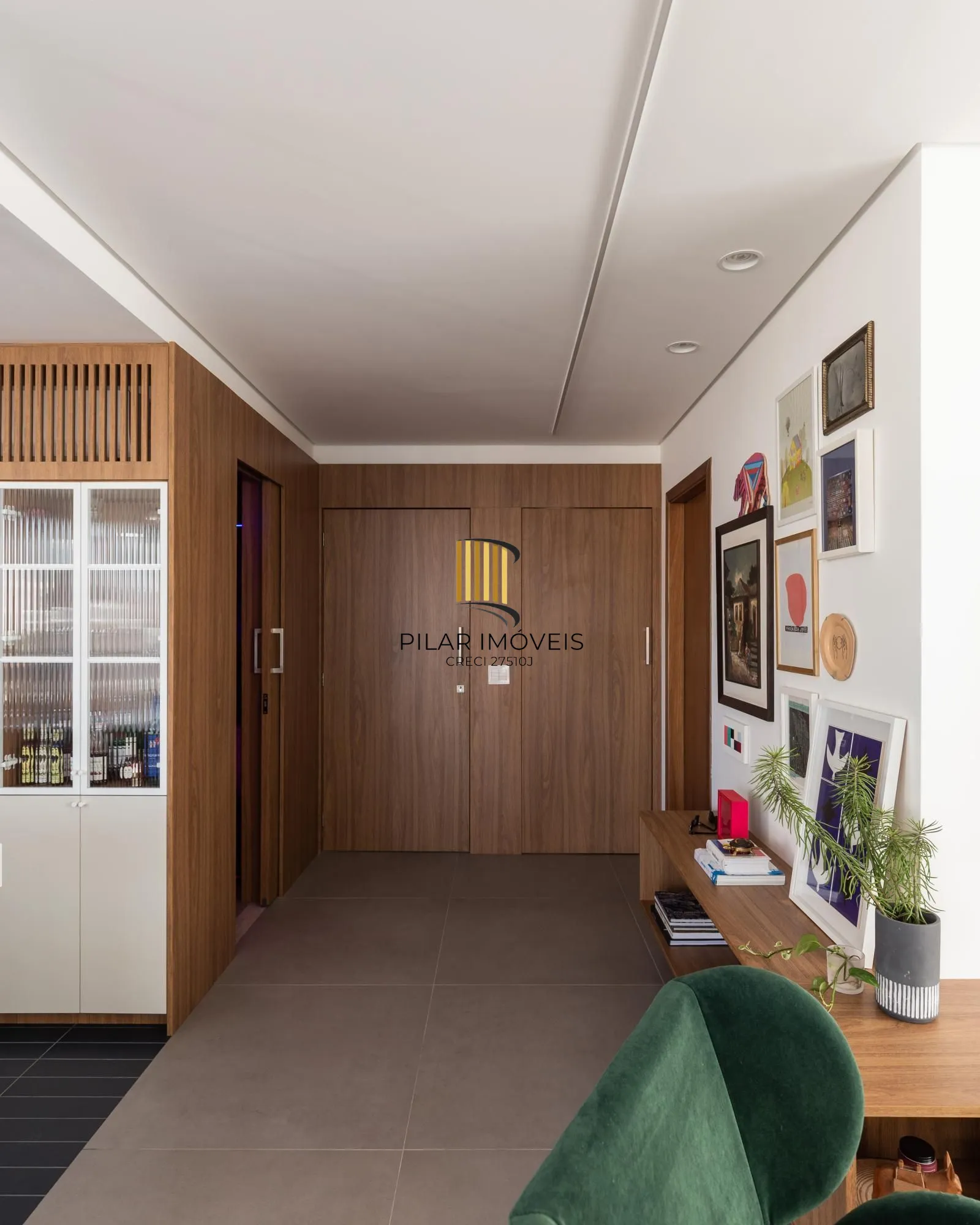Apartamento 3 dormitórios no bairro Menino Deus