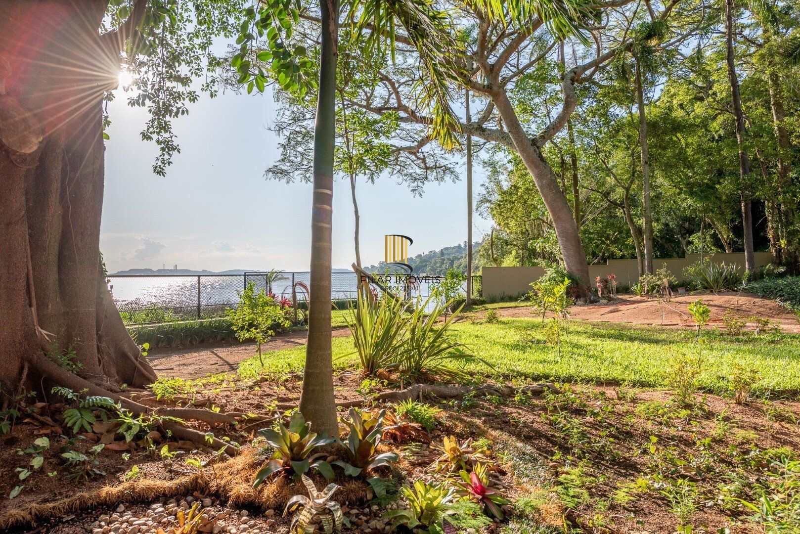 Casa em condomínio Alto Padrão Próximo da AABB