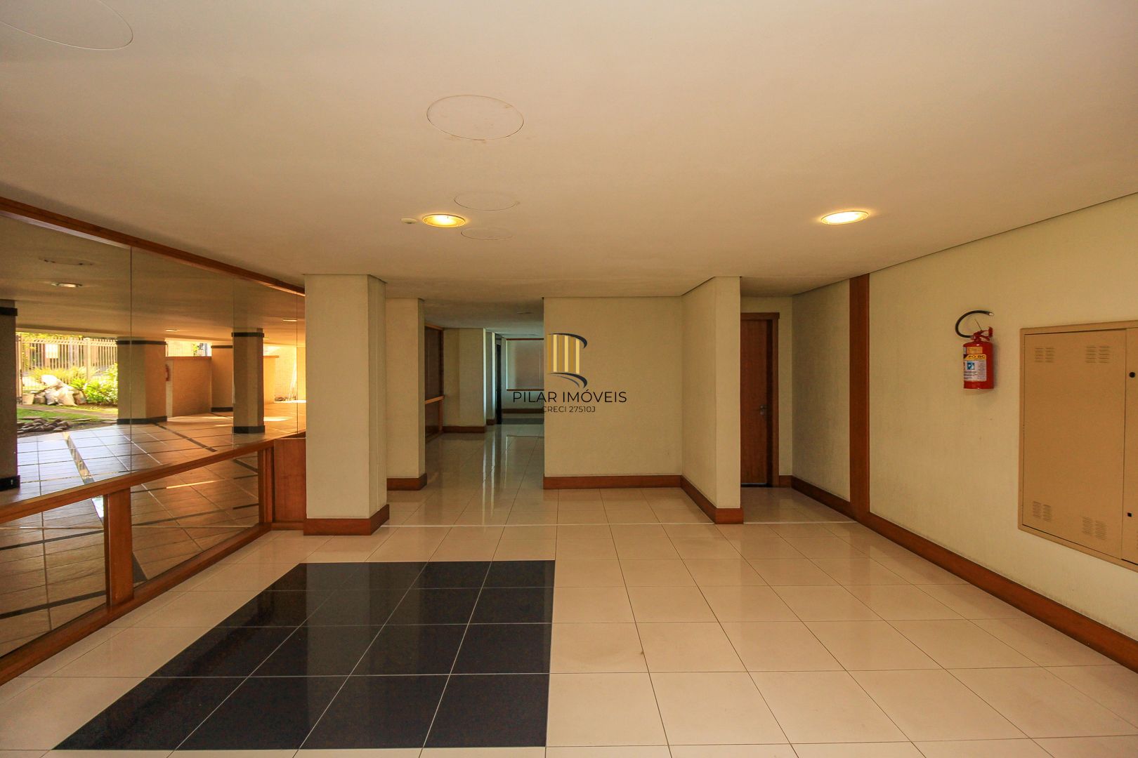 Apartamento alto padrão , 3 suítes, 3 vagas garagem, depósito, bairro Cristal