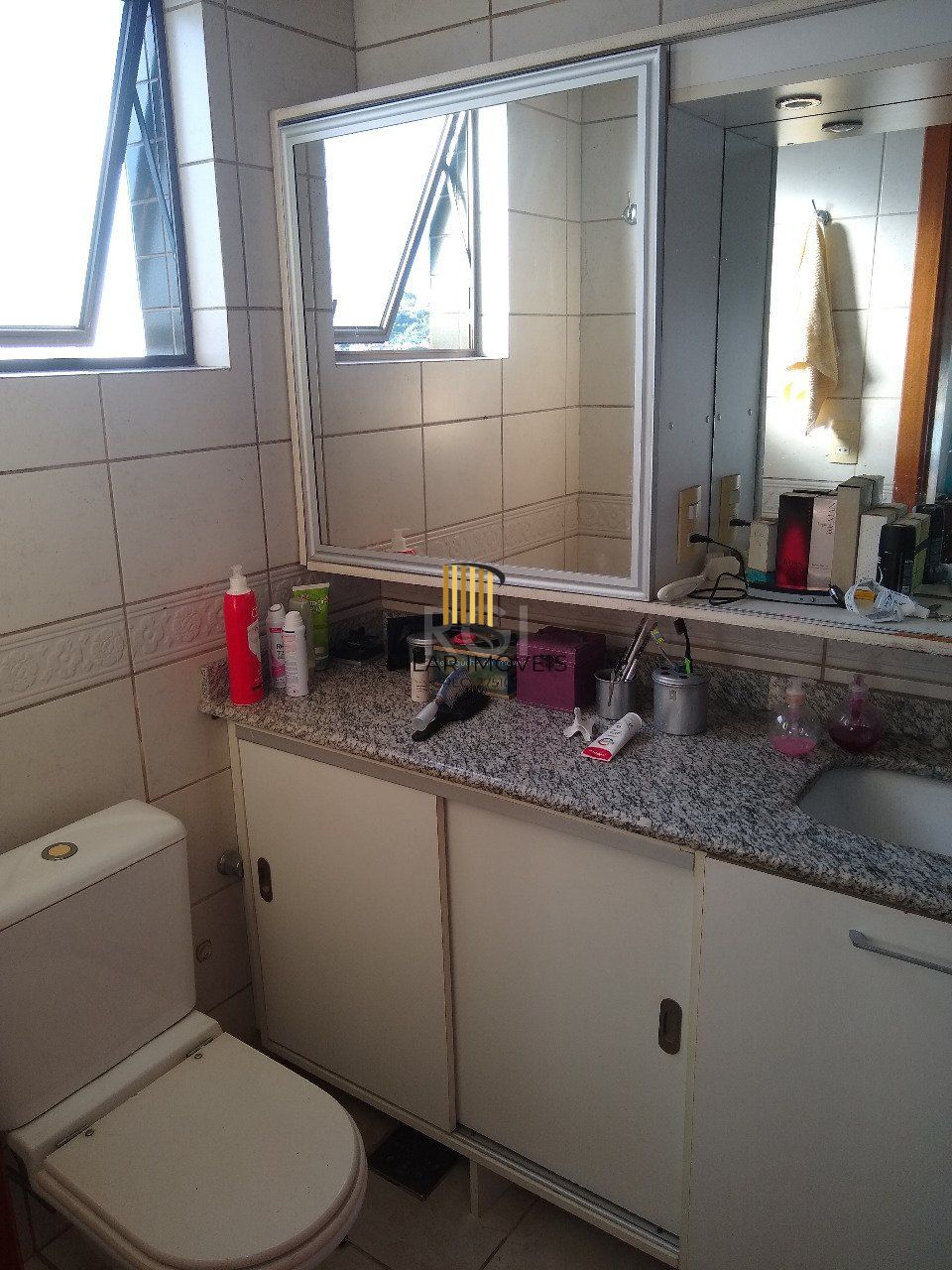 Apartamento para Venda - 100.49m², 3 dormitórios, sendo 1 suites, 2 vagas - Tristeza